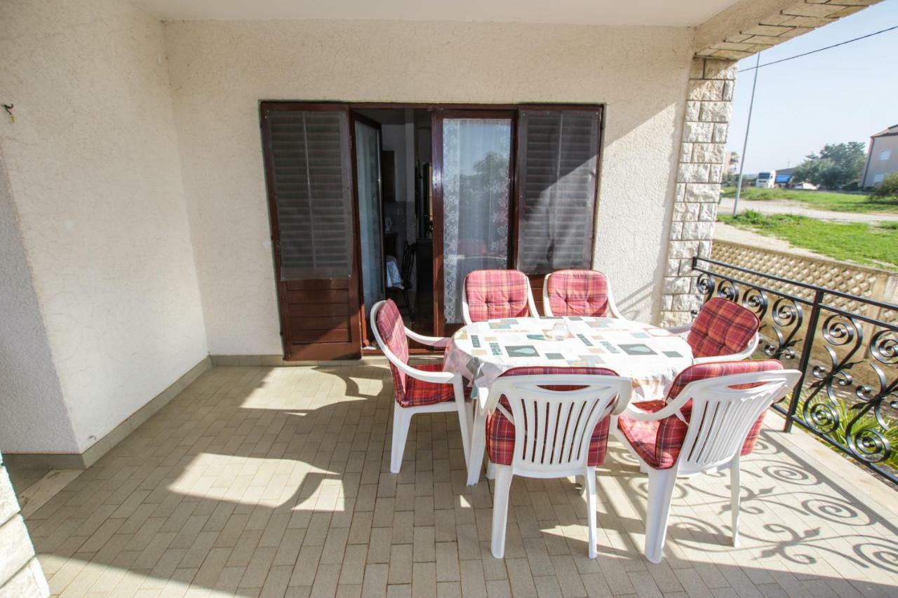 Apartmani Janja Porec Exterior photo