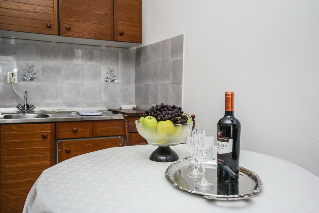 Apartmani Janja Porec Exterior photo